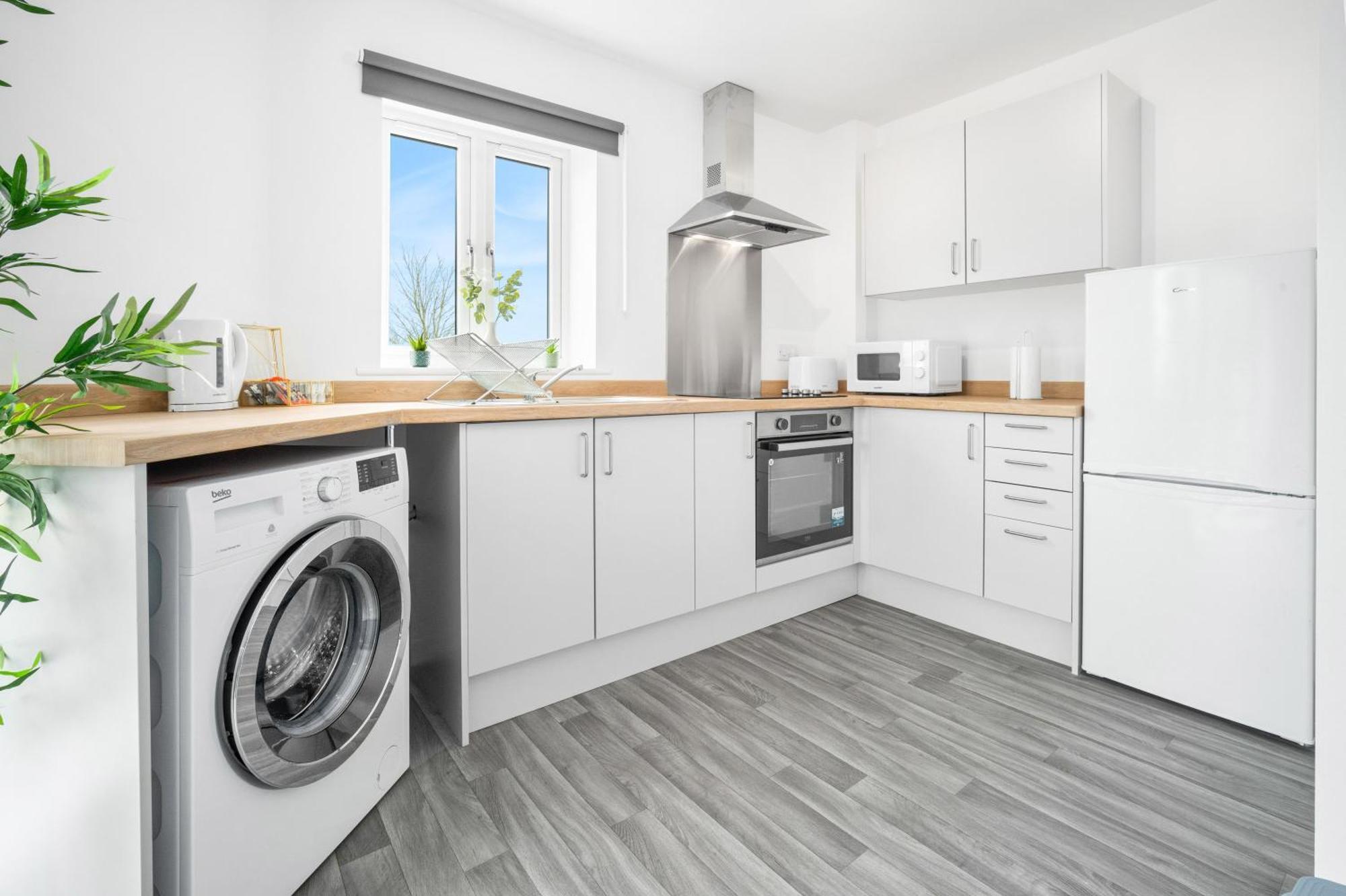 New 2 Bedroom Deluxe Apartment - Parking - Wifi & Netflix - Top Rated - 50C Cradley Heath Ngoại thất bức ảnh